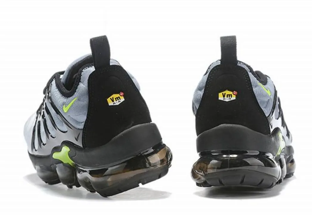 Baskets Nike Tn Air VaporMax Plus BLACK VOLT