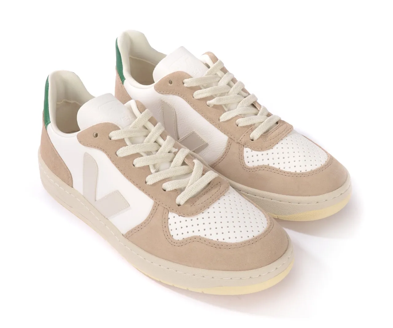 Baskets Veja V-10 blanc beige et vert