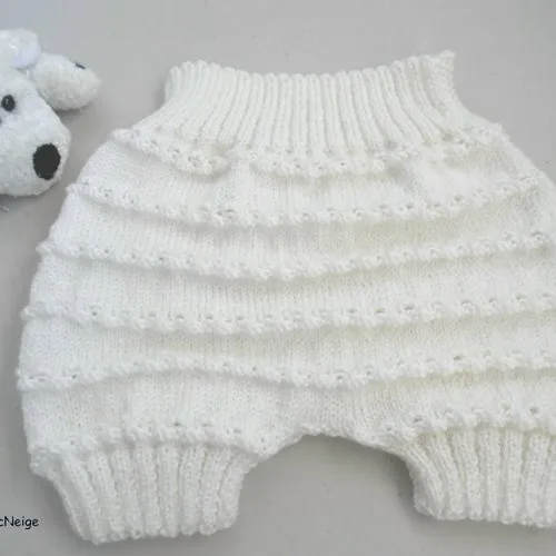 Bloomer ou culotte 3 mois, cache-couche, lait tricoté main, layette tricot bb fait main, modèle sur commande