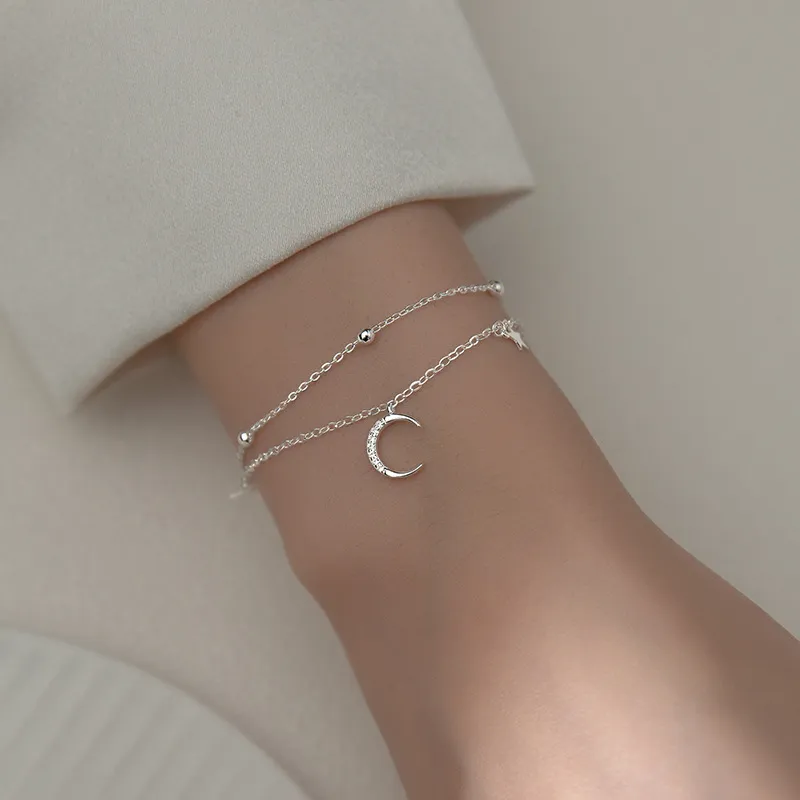 Bracelet double couche avec pendentif étoiles et lune pour femme