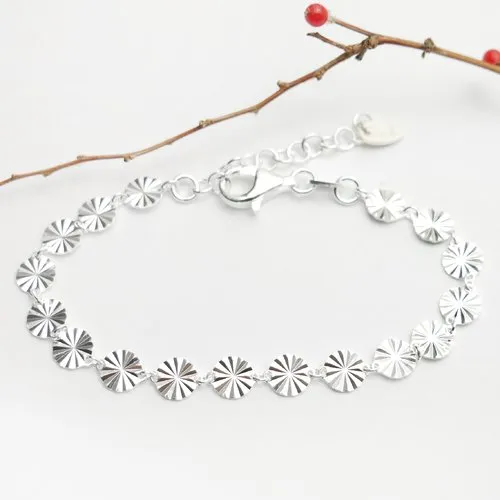 Bracelet fin pastilles rayons de soleil 6mm en argent 925 recyclé minimaliste avec chaine ajustable