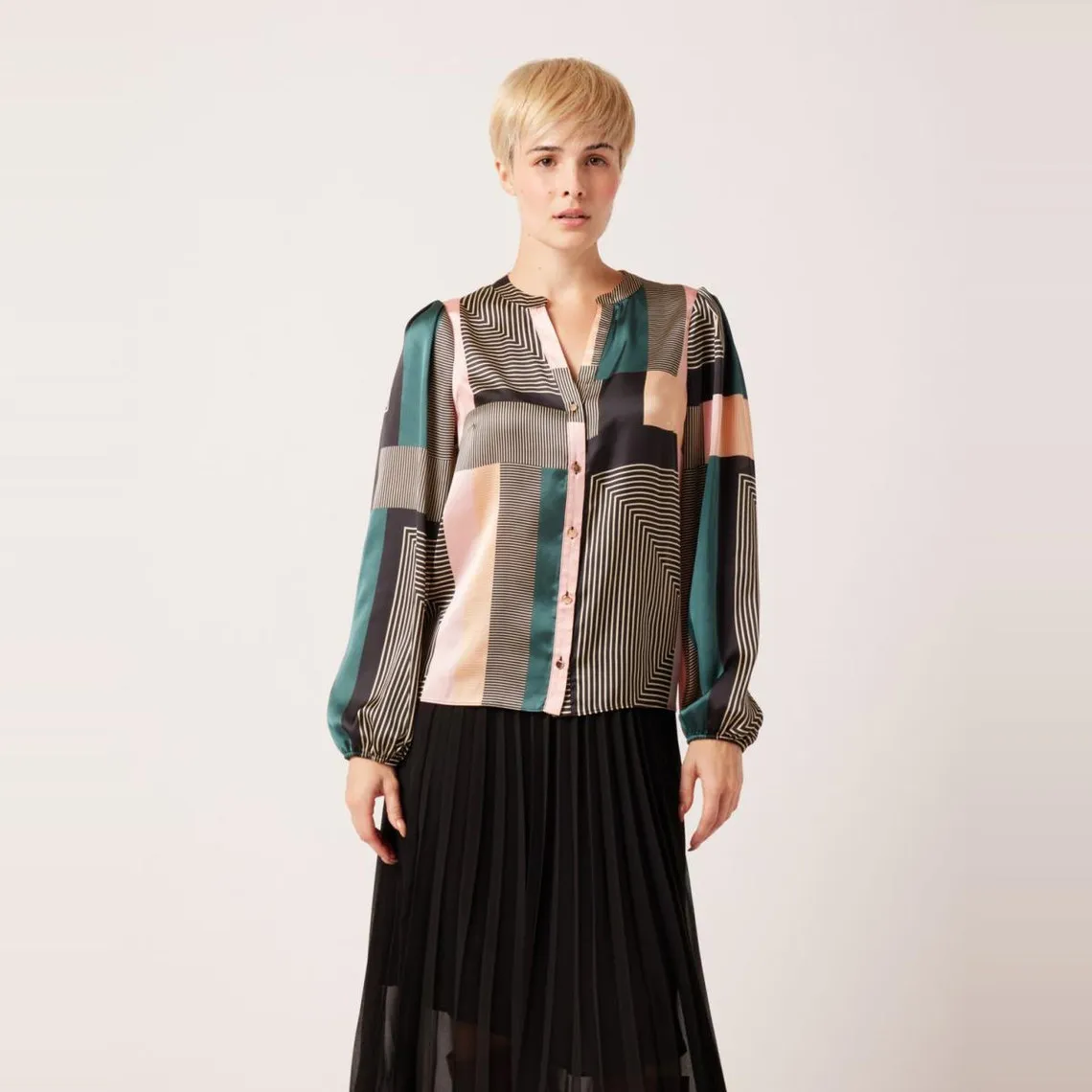 Chemise motifs asymétriques vert | 3 Suisses