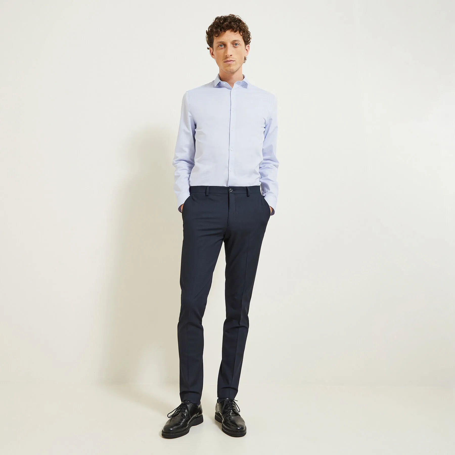 Chemise slim unie en coton Bleu clair | Jules