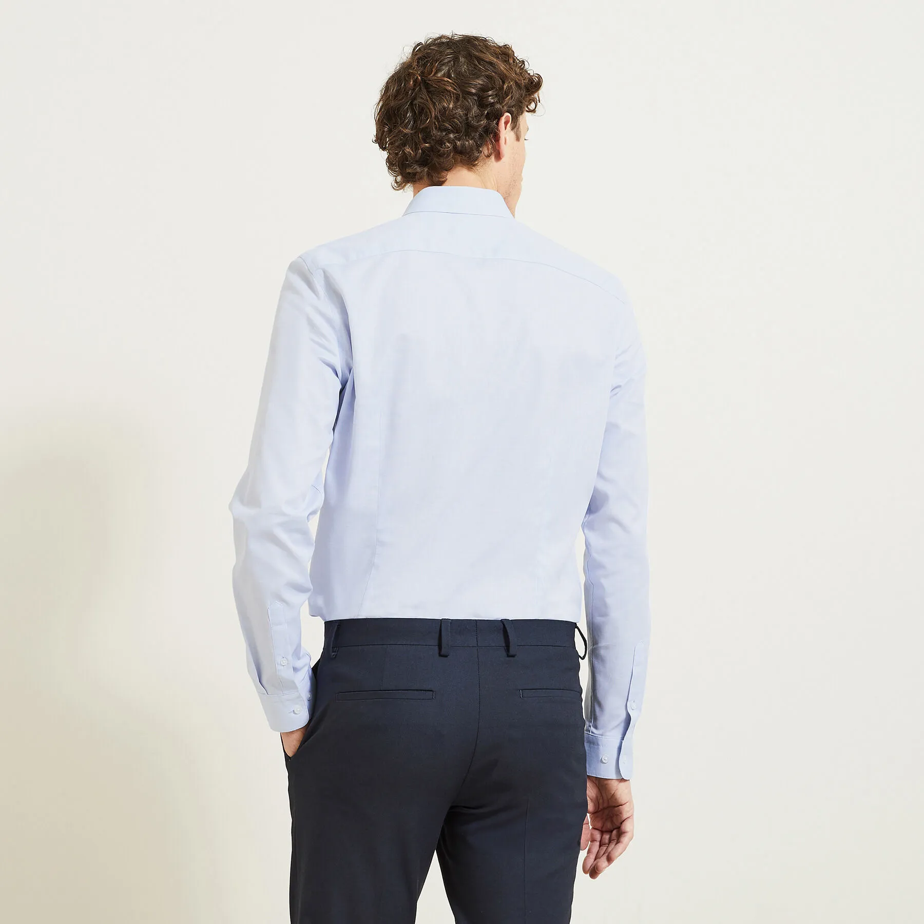 Chemise slim unie en coton Bleu clair | Jules