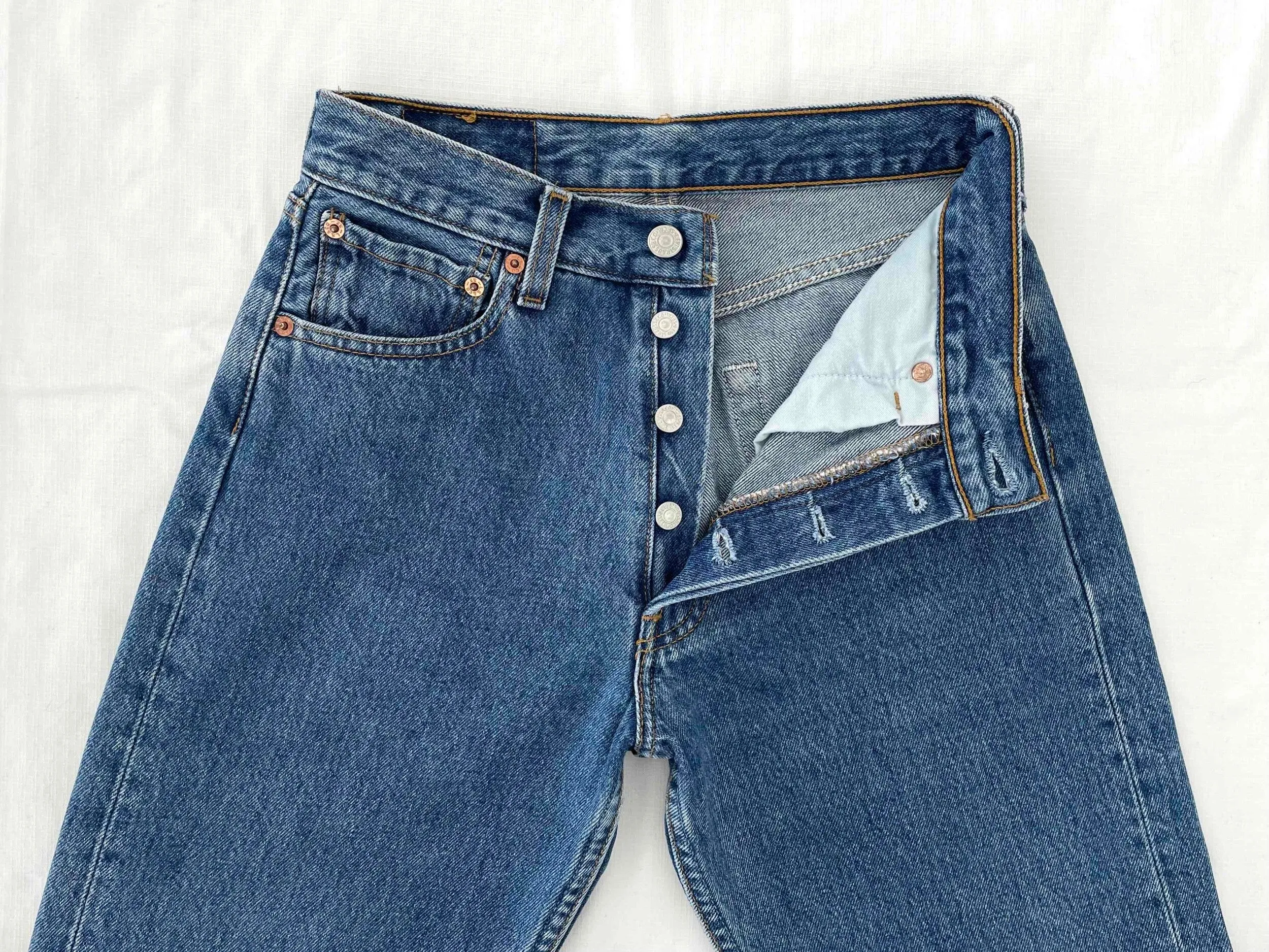 Jean Levi's 501 W28L30