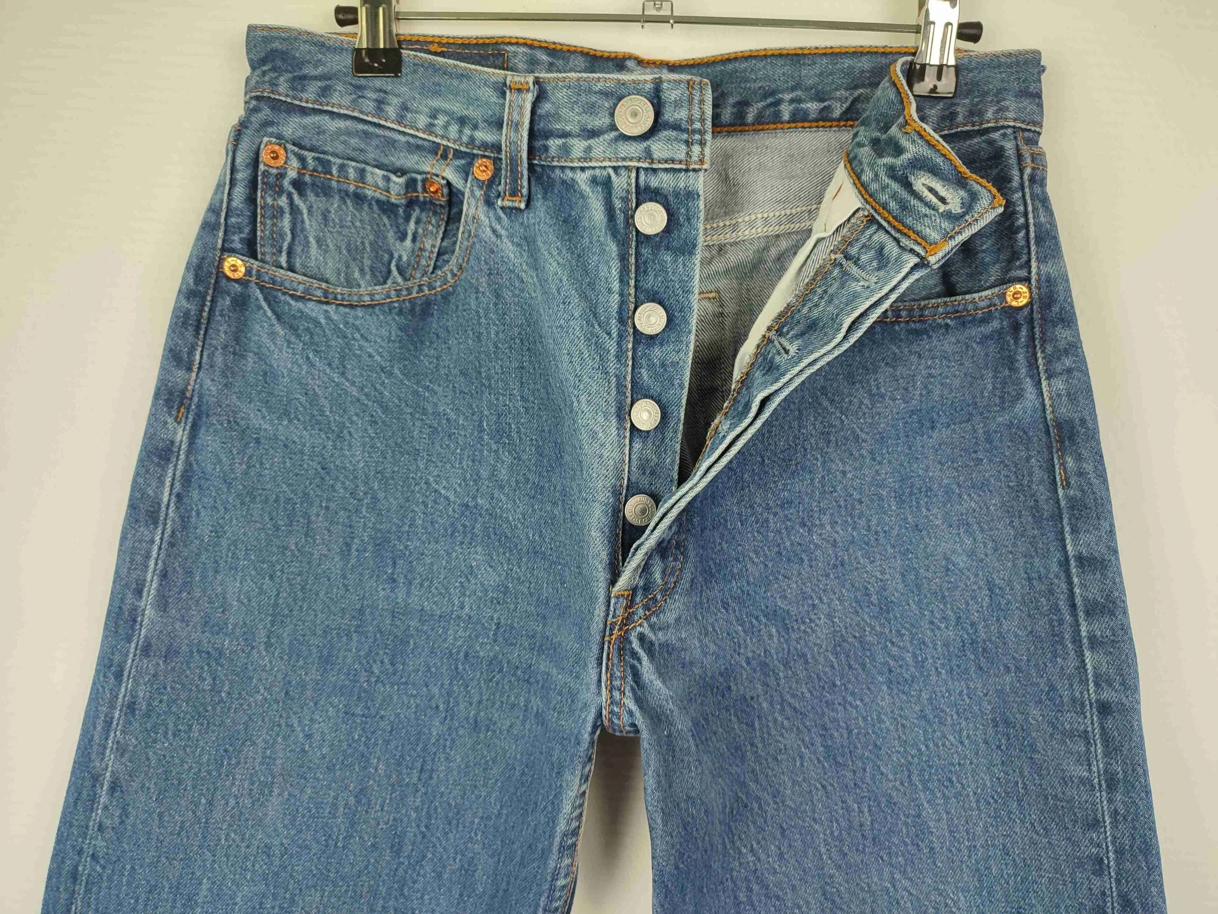 Jean Levi's 501 W31L34