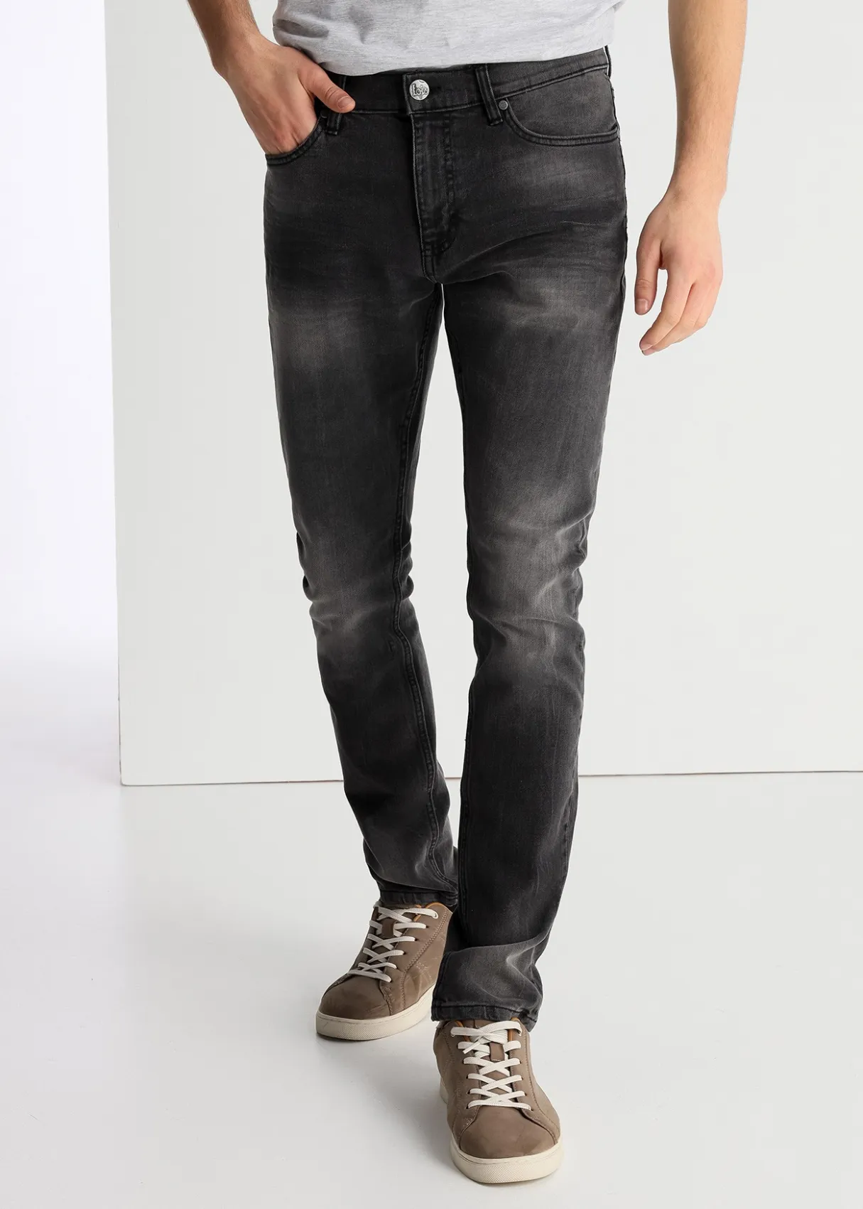 Jeans Délavage Noir Coupe Slim Taille Moyenne Premium