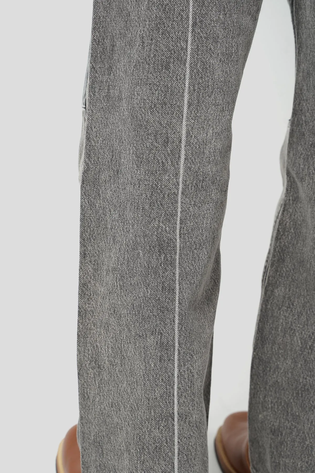 JEANS EXTENDED THIRD CUT BLACK AND GREY