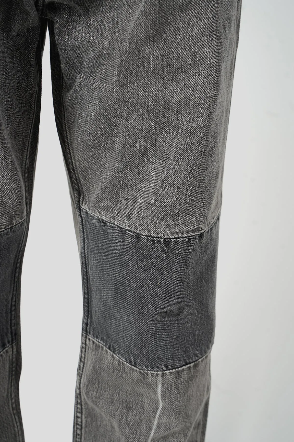 JEANS EXTENDED THIRD CUT BLACK AND GREY