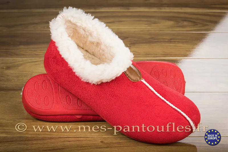 Pantoufles nubuck rouge