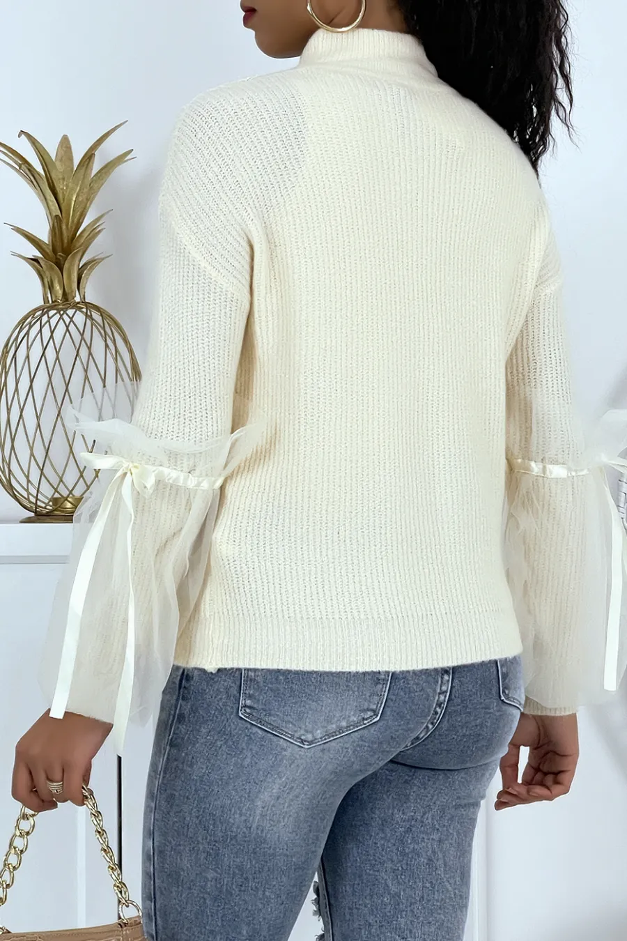 Pull col montant beige à manches bouffantes en tulle