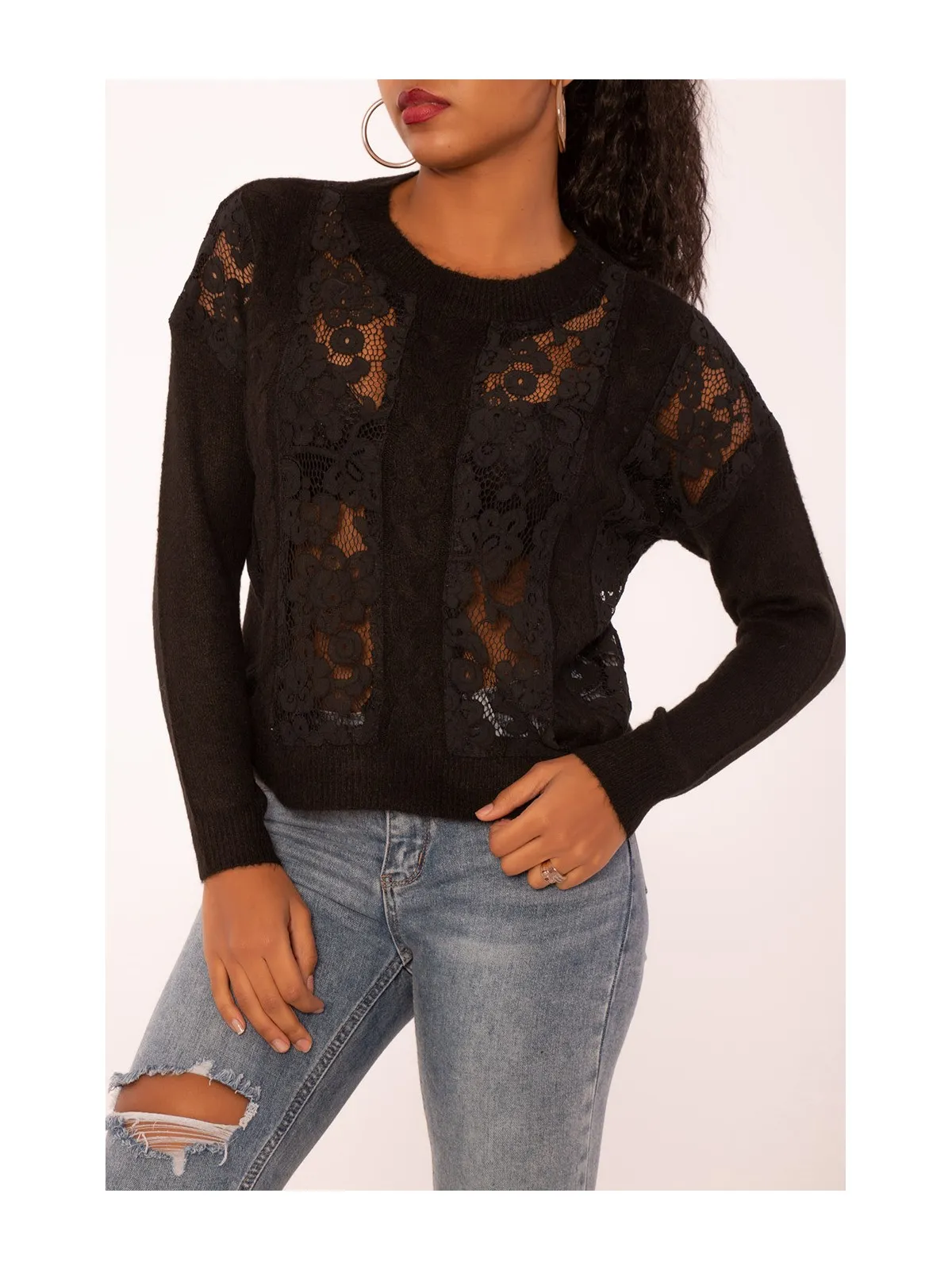 Pull noir à empiècement en dentelle et coupe basique