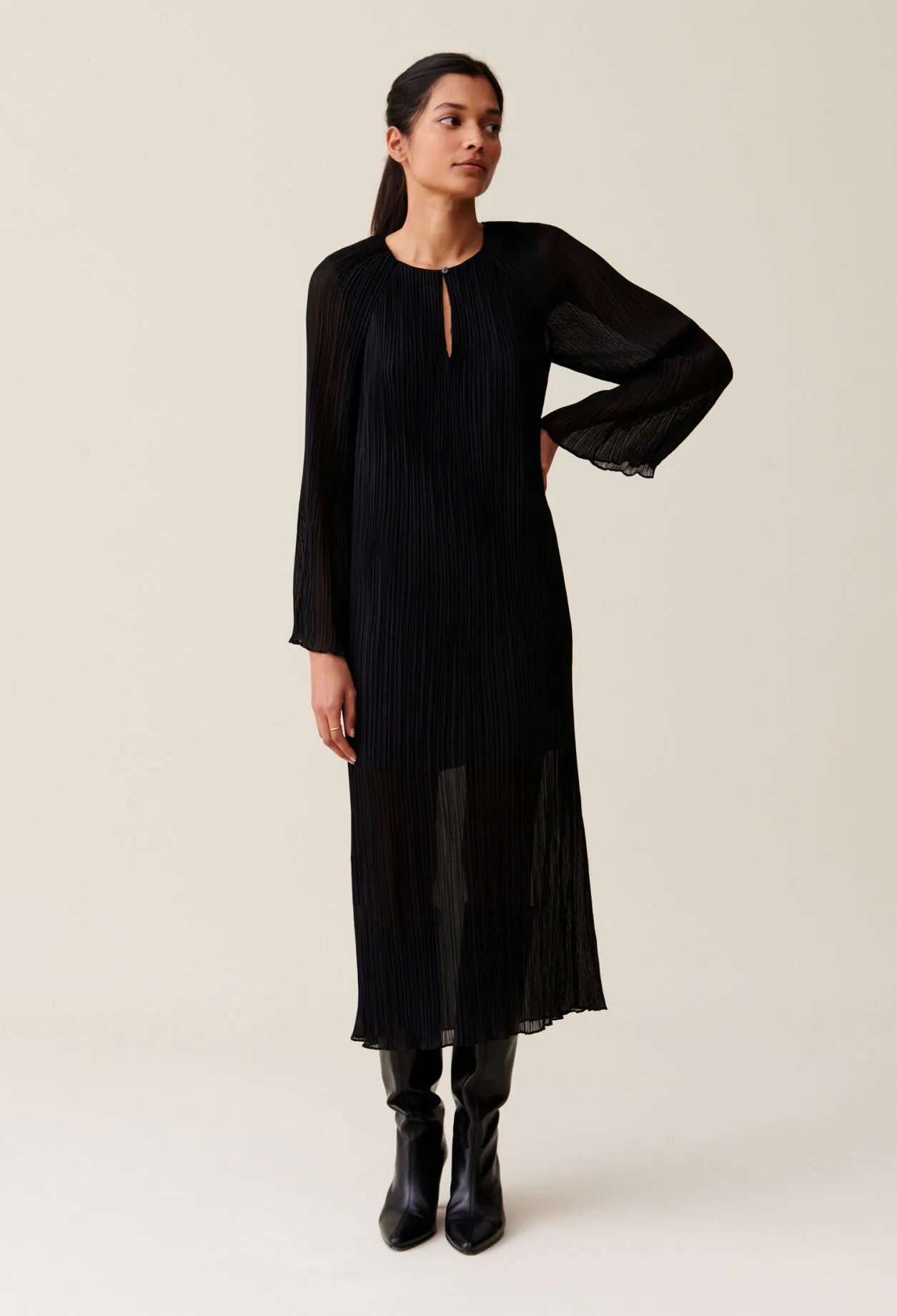 Robe longue plissée transparente | Claudie FR