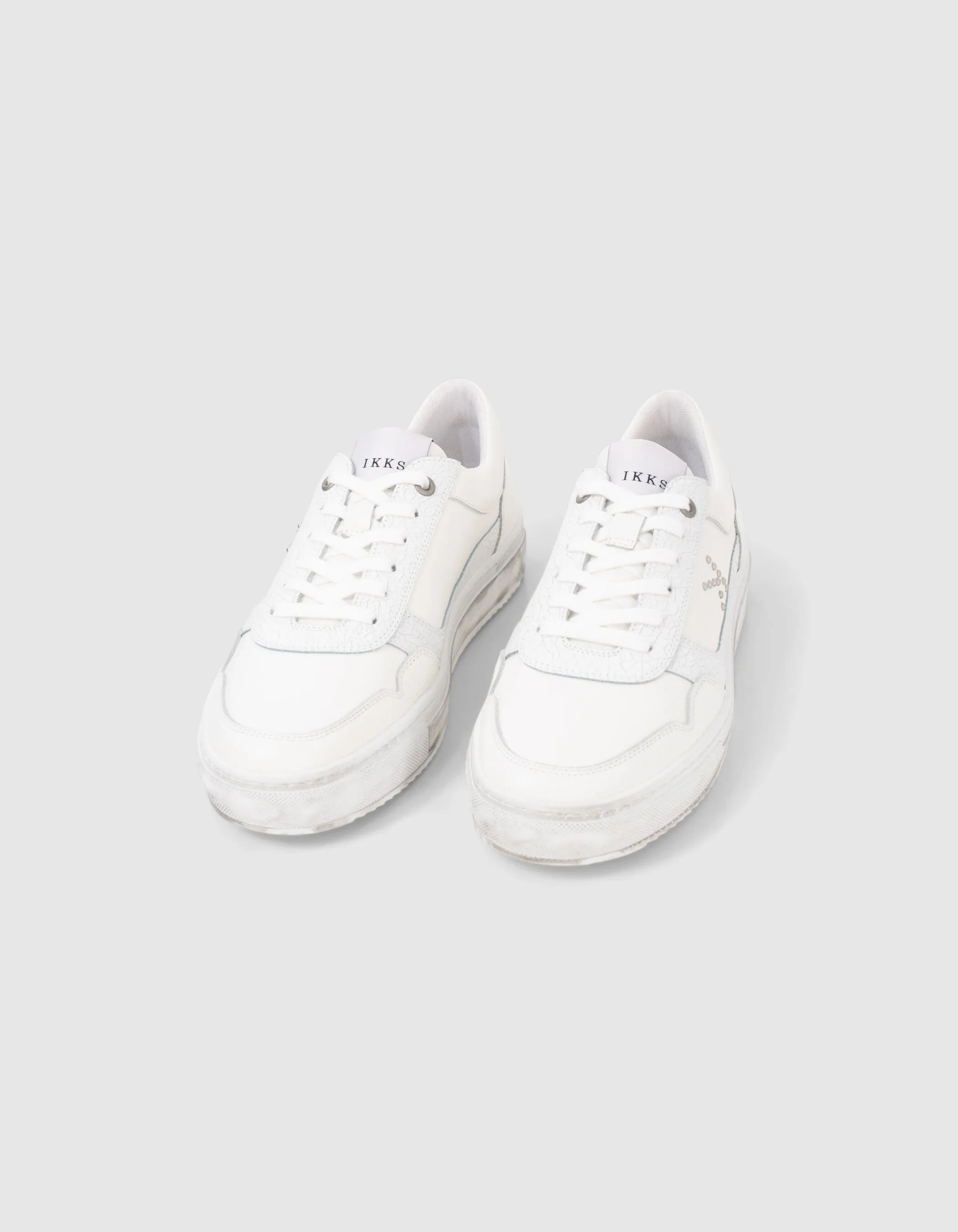 Sneakers blanches cuir K clouté Femme