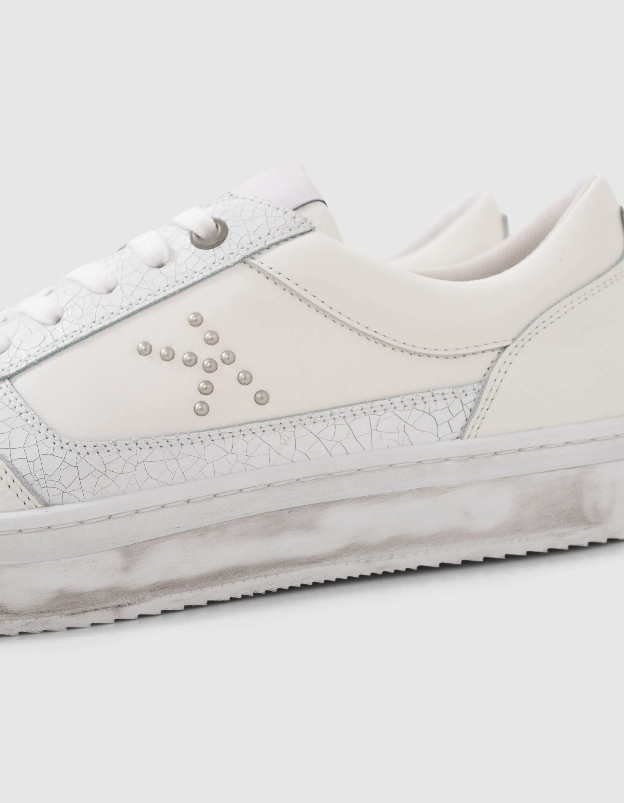 Sneakers blanches cuir K clouté Femme