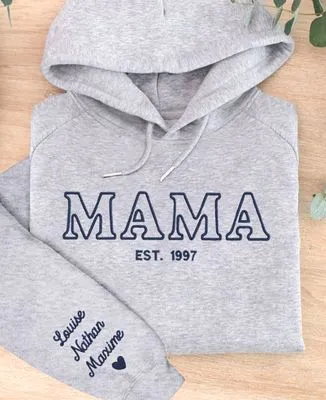 Sweatshirt femme Mama et prénoms des enfants sur la manche